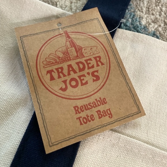 NWT Trader Joe’s Reusable Bag - Picture 6 of 7